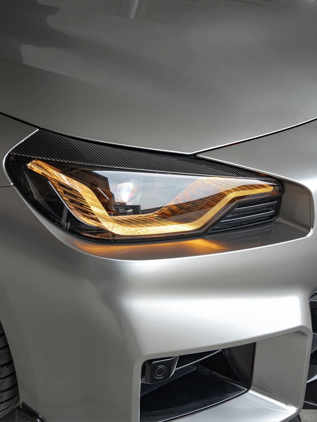 AERO CARBON - BMW M2 G87 CARBON FIBER HEADLIGHT EYE BROW TRIMS