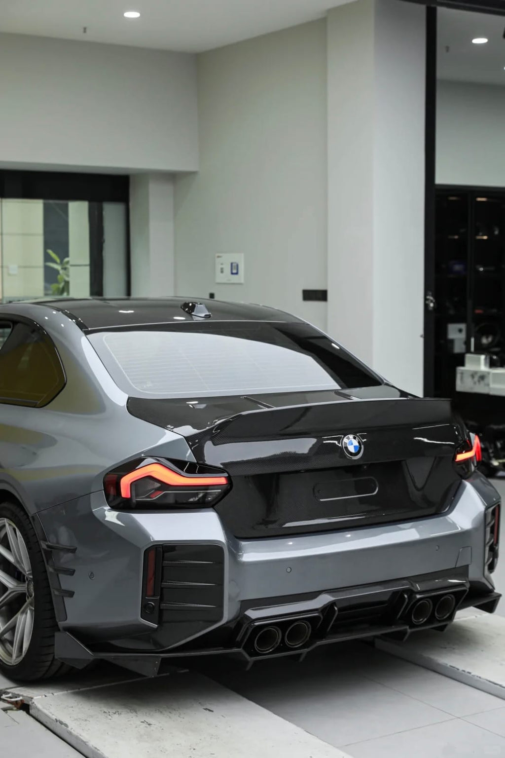 AERO CARBON - BMW M2 G87 CARBON FIBER REAR DIFFUSER VS STYLE