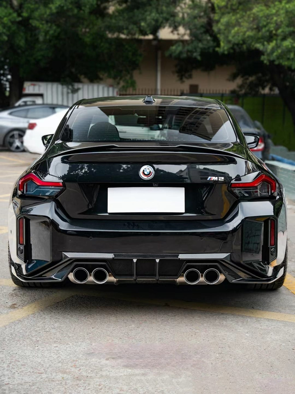IVANSON - BMW M2 G87 DRY CARBON FIBER REAR DIFFUSER