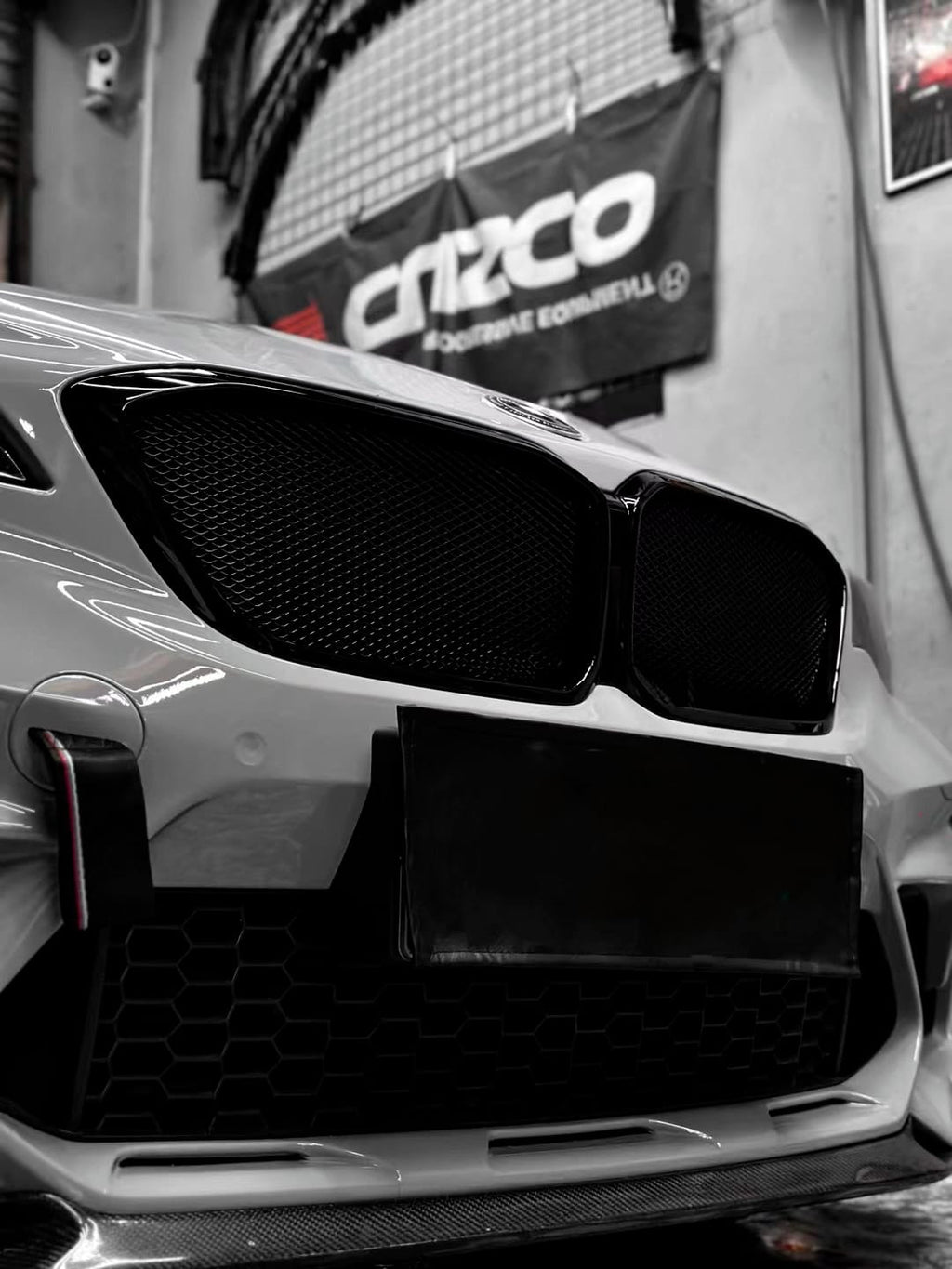 AERO CARBON - BMW M2C F87 ABS GLOSS BLACK MESH GRILLE