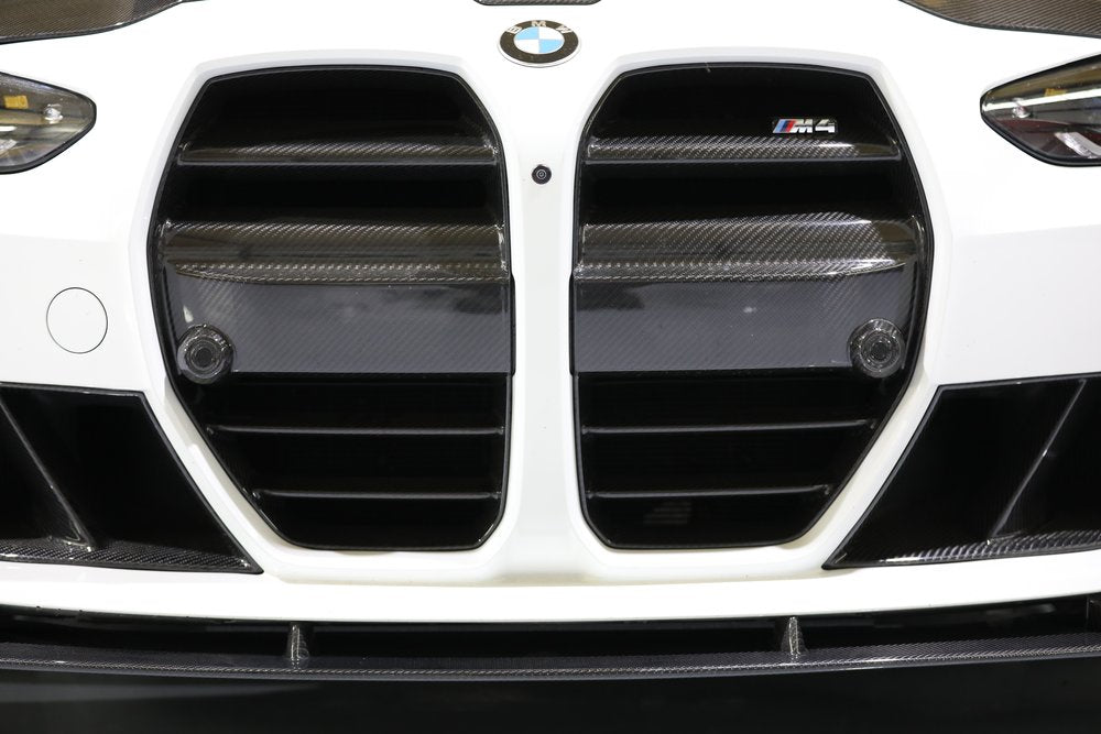 ACHEN CYBE - BMW M3 G80 / M4 G82 DRY CARBON FRONT GRILLE OEM STYLE