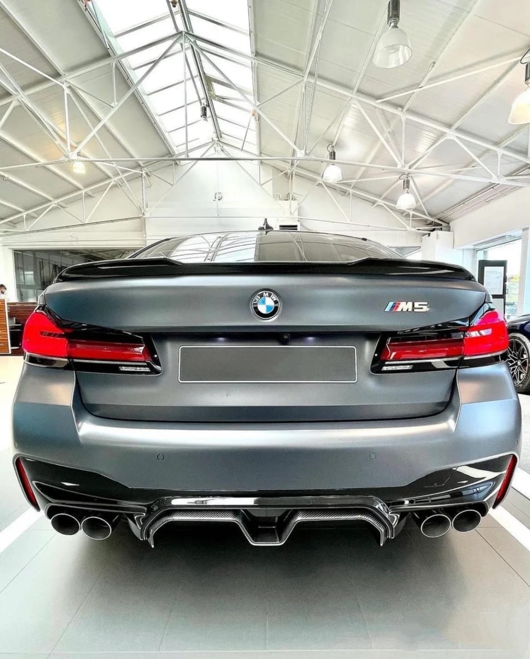 AERO CARBON - BMW M5 F90 CARBON REAR CS SPOILER