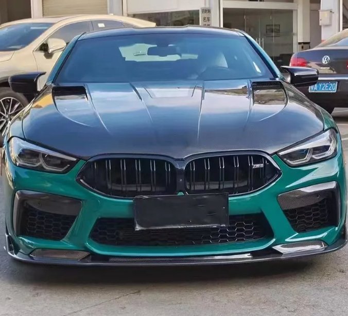 AERO CARBON - BMW M8 COUPE F92 CARBON FIBRE BONNET HOOD WITH TRANSPARENT GLASS