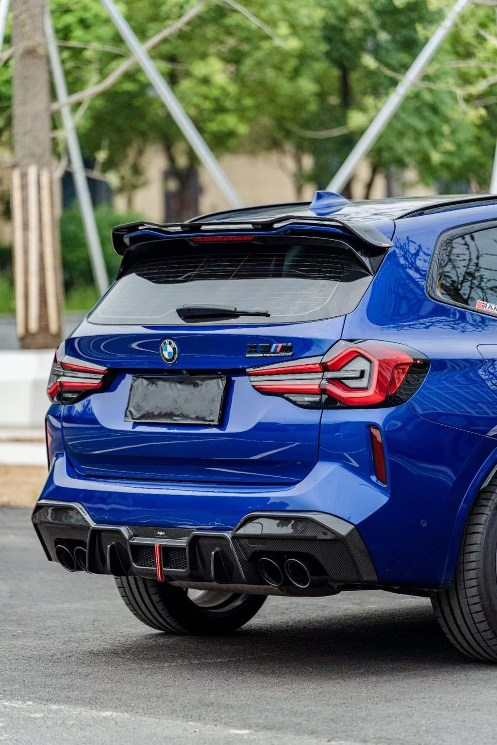 AERO CARBON - BMW X3M F97 LCI DRY CARBON LED REAR DIFFUSER