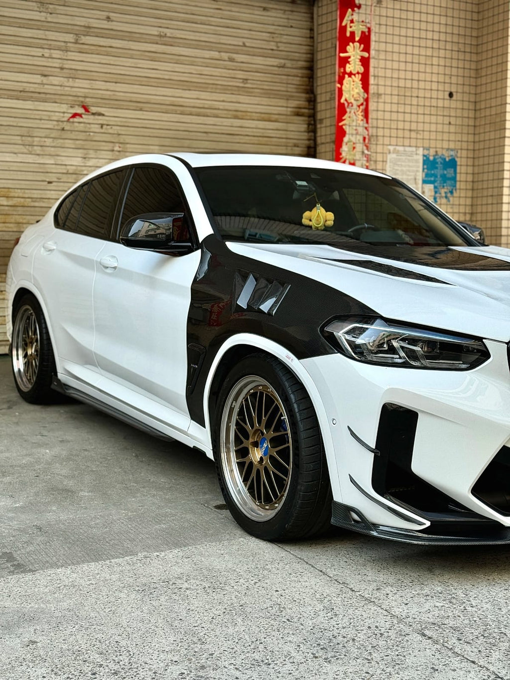 AERO CARBON - BMW X3M F97 / X4M F98 DRY CARBON FIBRE SIDE FENDERS / WINGS