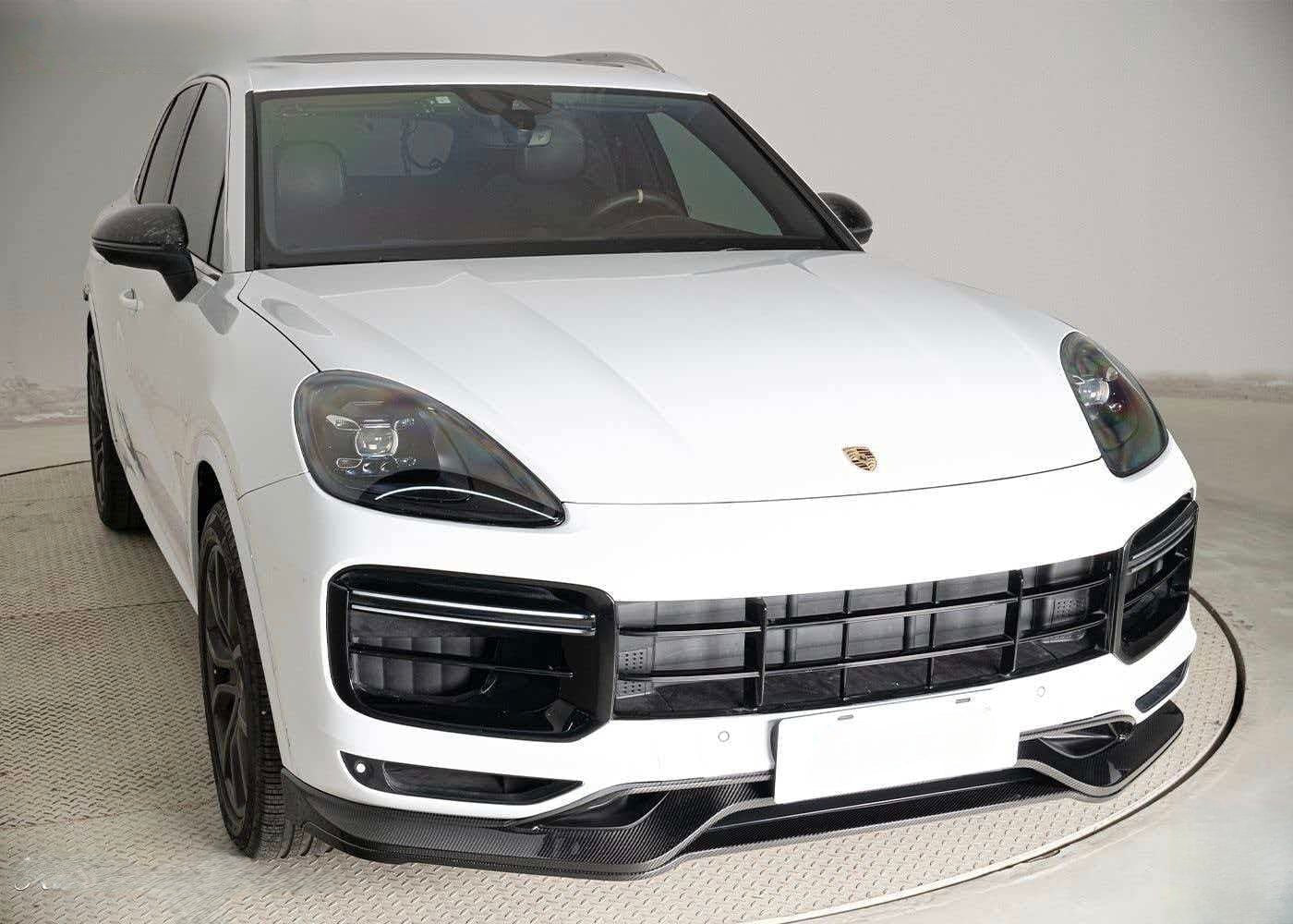 AERO CARBON - PORSCHE CAYENNE COUPE GTS DRY CARBON FIBRE FRONT LIP