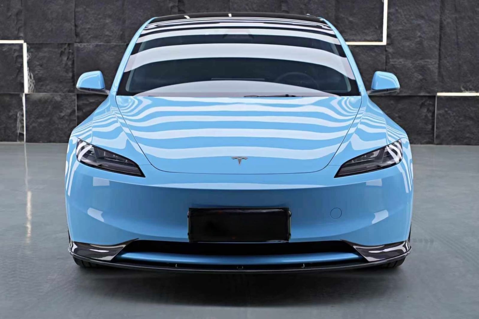 AERO CARBON - TESLA MODEL 3 HIGHLAND 2024+ DRY CARBON FIBRE FRONT LIP V2