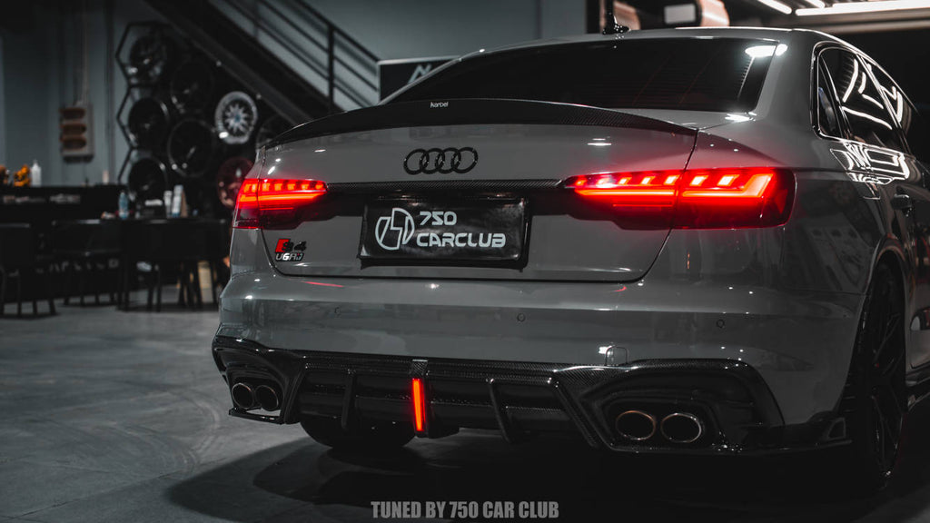 AE DESIGN - AUDI A4 / S4 B9.5 CARBON FIBRE LED REAR DIFFUSER