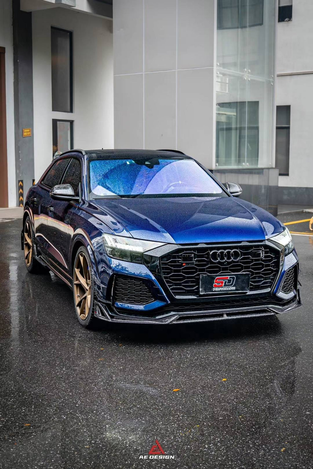 AE DESIGN - AUDI RSQ8 2020+ DRY CARBON FIBRE FRONT LIP