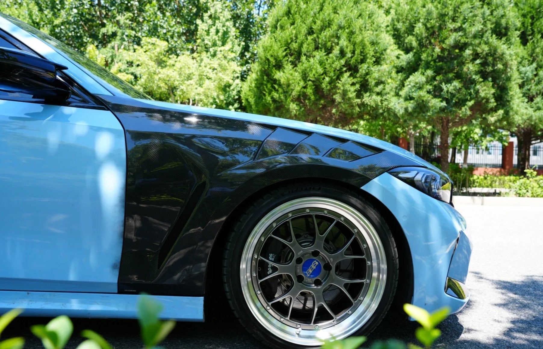 AE DESIGN - BMW 3 SERIES G20 DRY CARBON FIBRE SIDE FENDERS