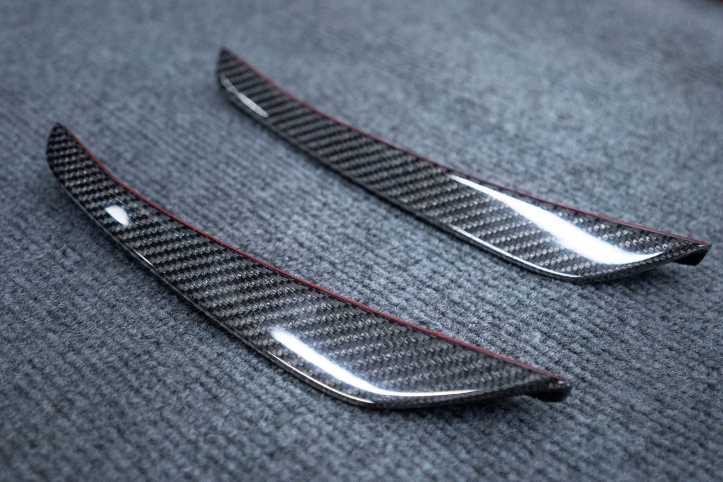 AE DESIGN - BMW F90 M5 CARBON FIBRE CANARDS