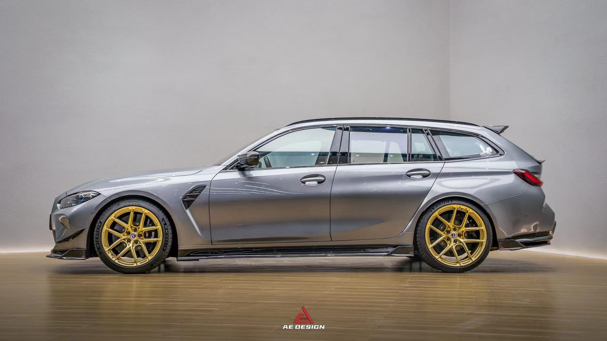 AE DESIGN - BMW M3 G81 DRY CARBON FIBRE TOP SPOILER