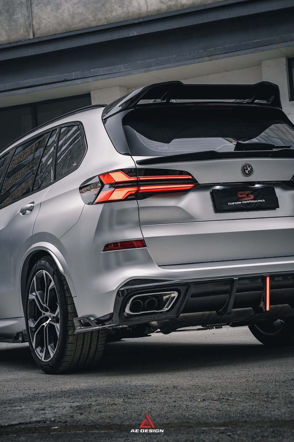 AE DESIGN - BMW X5 G05 CARBON FIBRE ROOF SPOILER