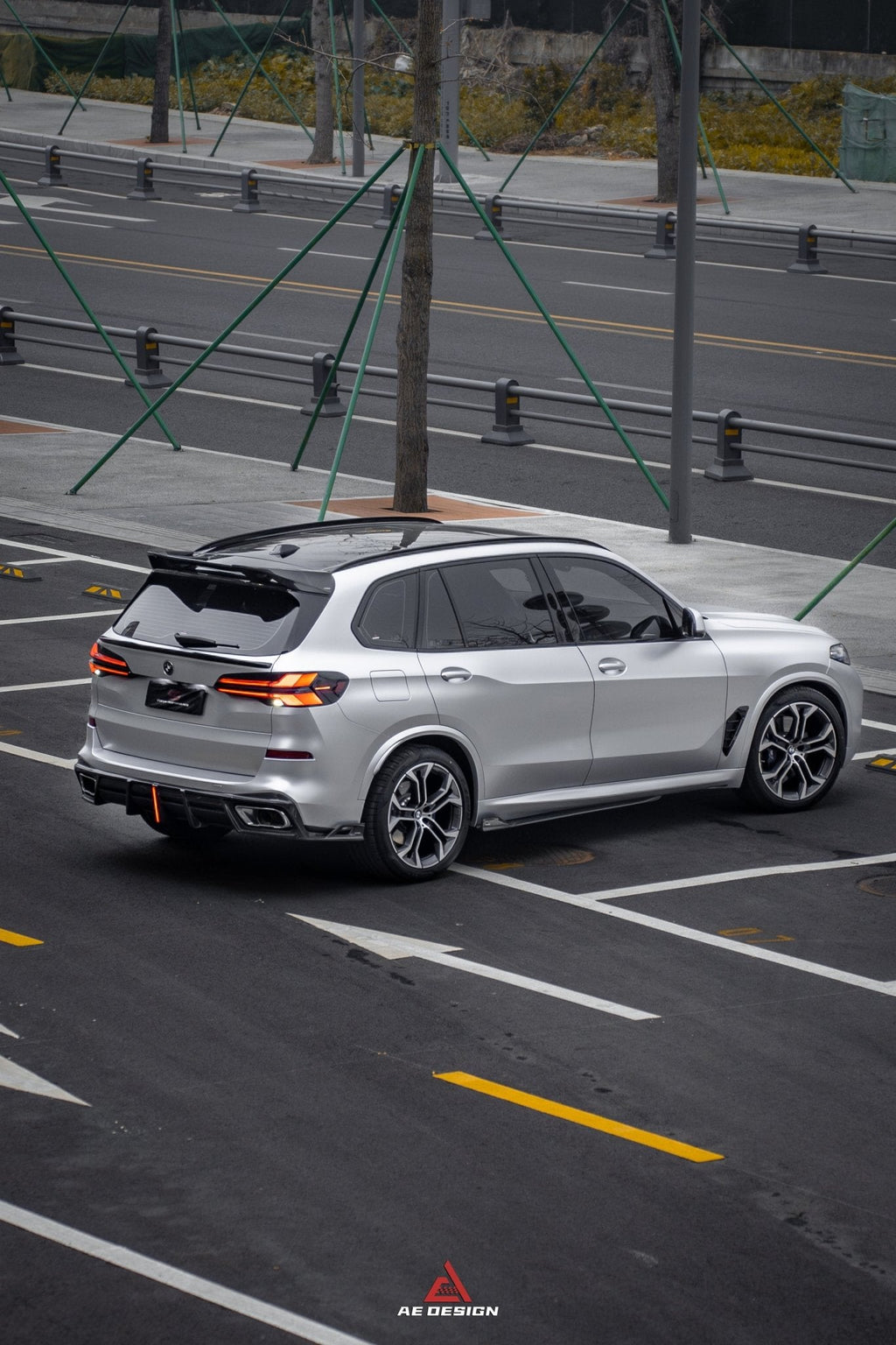 AE DESIGN - BMW X5 G05 CARBON FIBRE ROOF SPOILER
