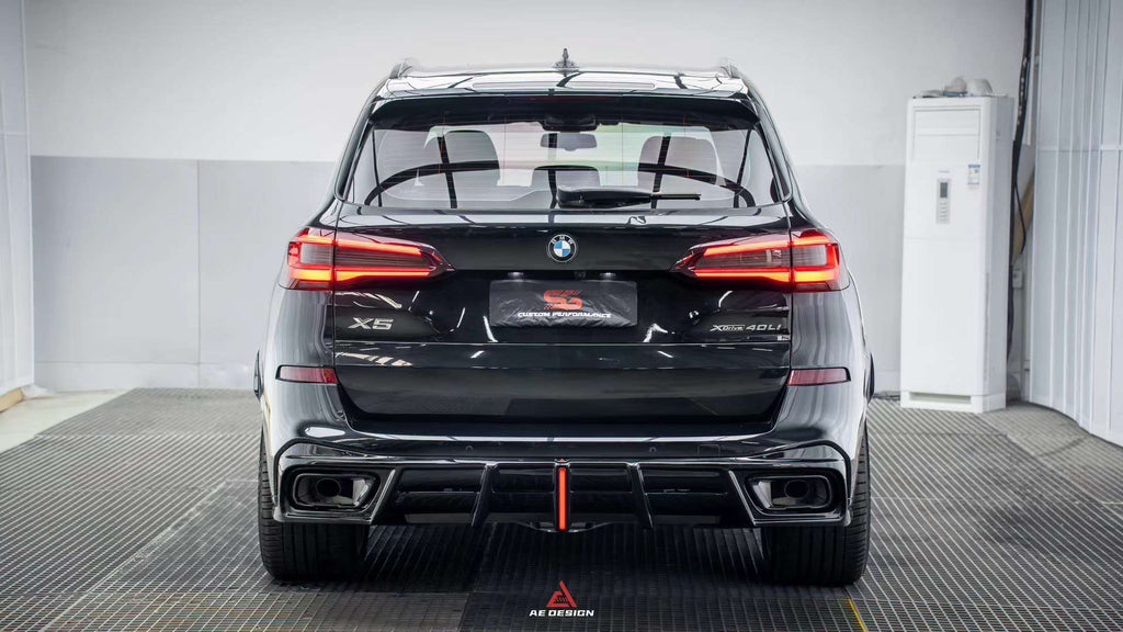 AE DESIGN - BMW X5 G05 GLOSS BLACK LED REAR DIFFUSER