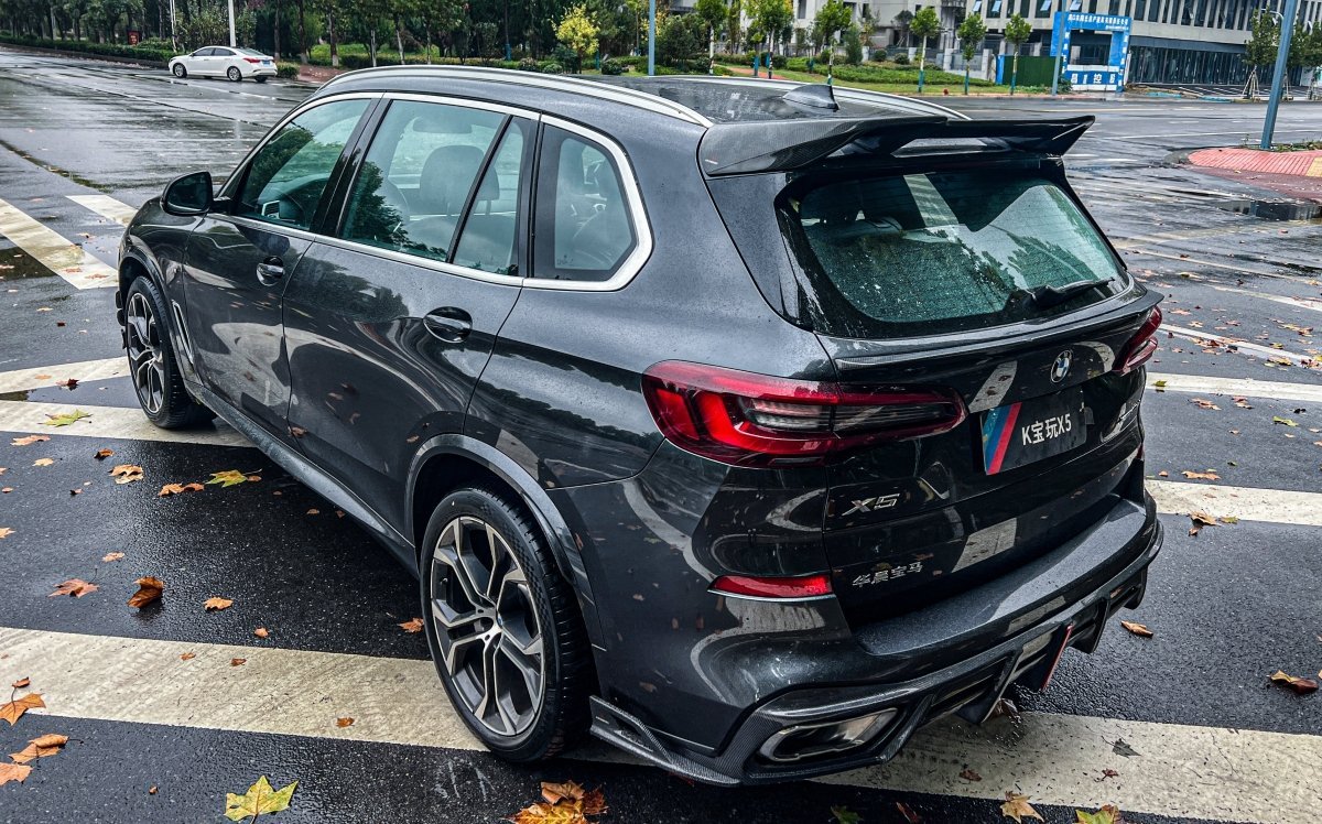 AE DESIGN - BMW X5M/C F95 & X5 G05 CARBON FIBRE REAR TRUNK MID SPOILER