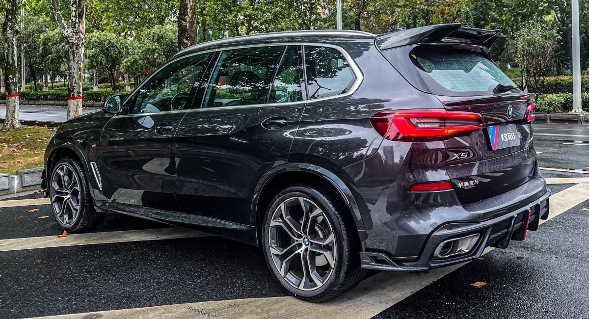 AE DESIGN - BMW X5M/C F95 & X5 G05 CARBON FIBRE REAR TRUNK MID SPOILER