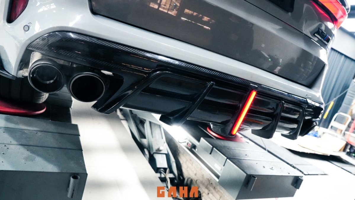 AE DESIGN - BMW X5M/C X6M/C F95 F96 DRY CARBON FIBRE REAR DIFFUSER V2