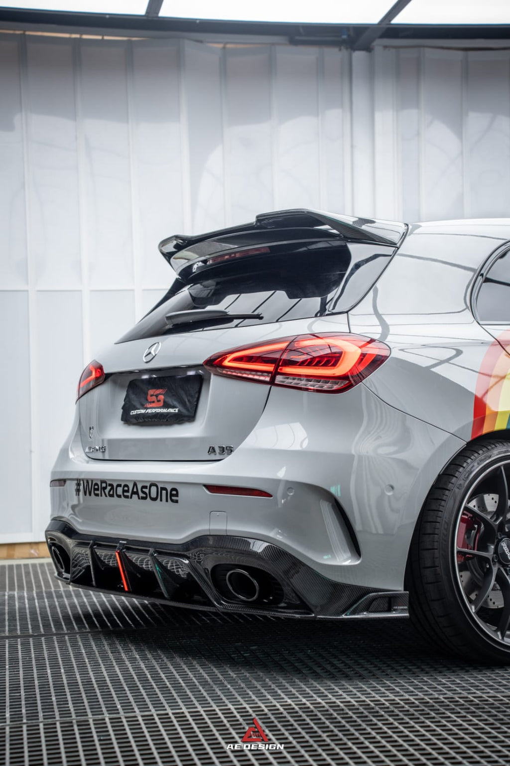 AE DESIGN - MERCEDES BENZ W177 A35 / A45 LED CARBON FIBRE REAR DIFFUSER