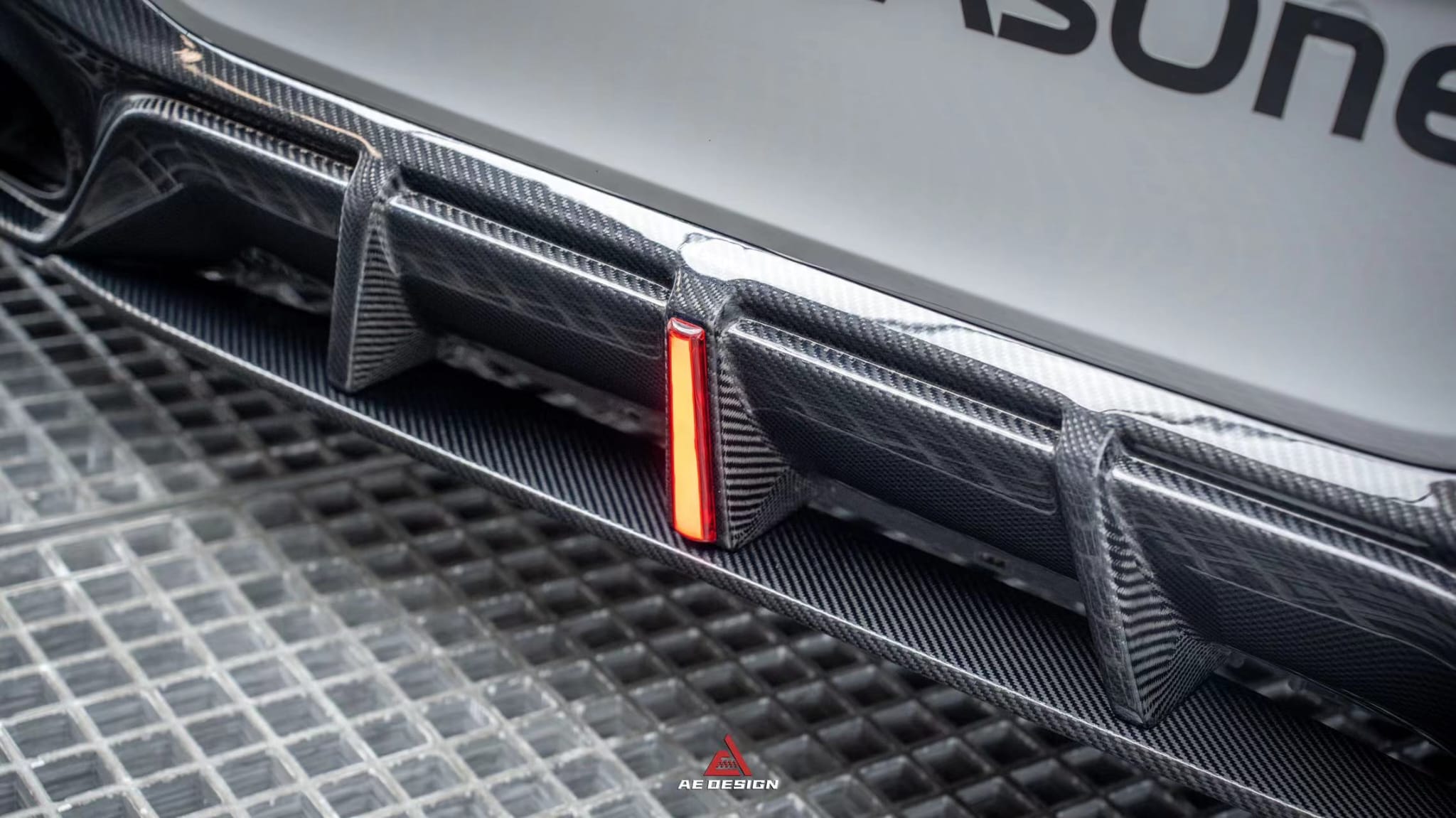 AE DESIGN - MERCEDES BENZ W177 A35 / A45 LED CARBON FIBRE REAR DIFFUSER