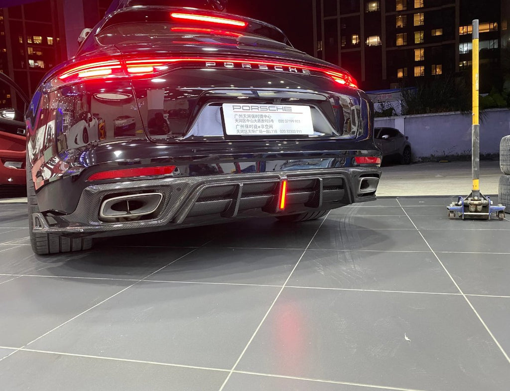 AE DESIGN - PORSCHE PANAMERA 971.1 971.2 DRY CARBON FIBRE REAR DIFFUSER