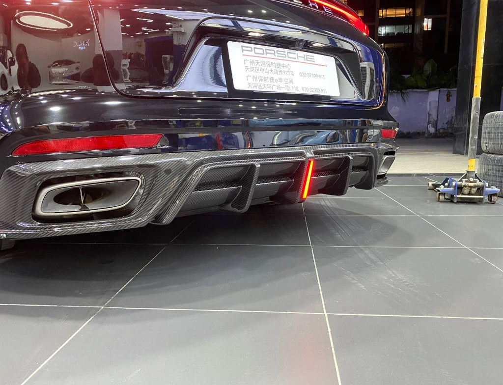 AE DESIGN - PORSCHE PANAMERA 971.1 971.2 DRY CARBON FIBRE REAR DIFFUSER