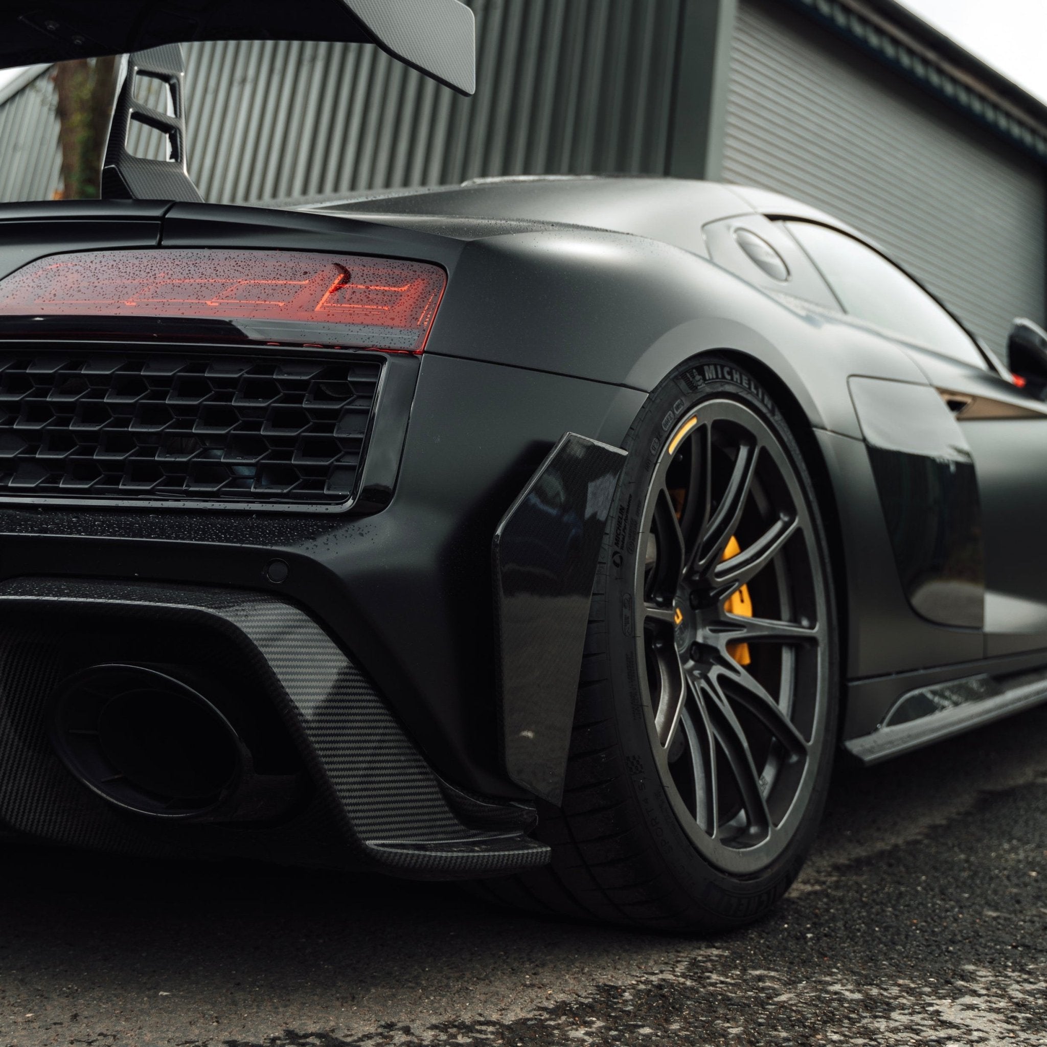 Audi R8 4S Facelift LCI Pre-Preg Carbon Fibre Rear Bumper Canards by TRE (2021-2024)
