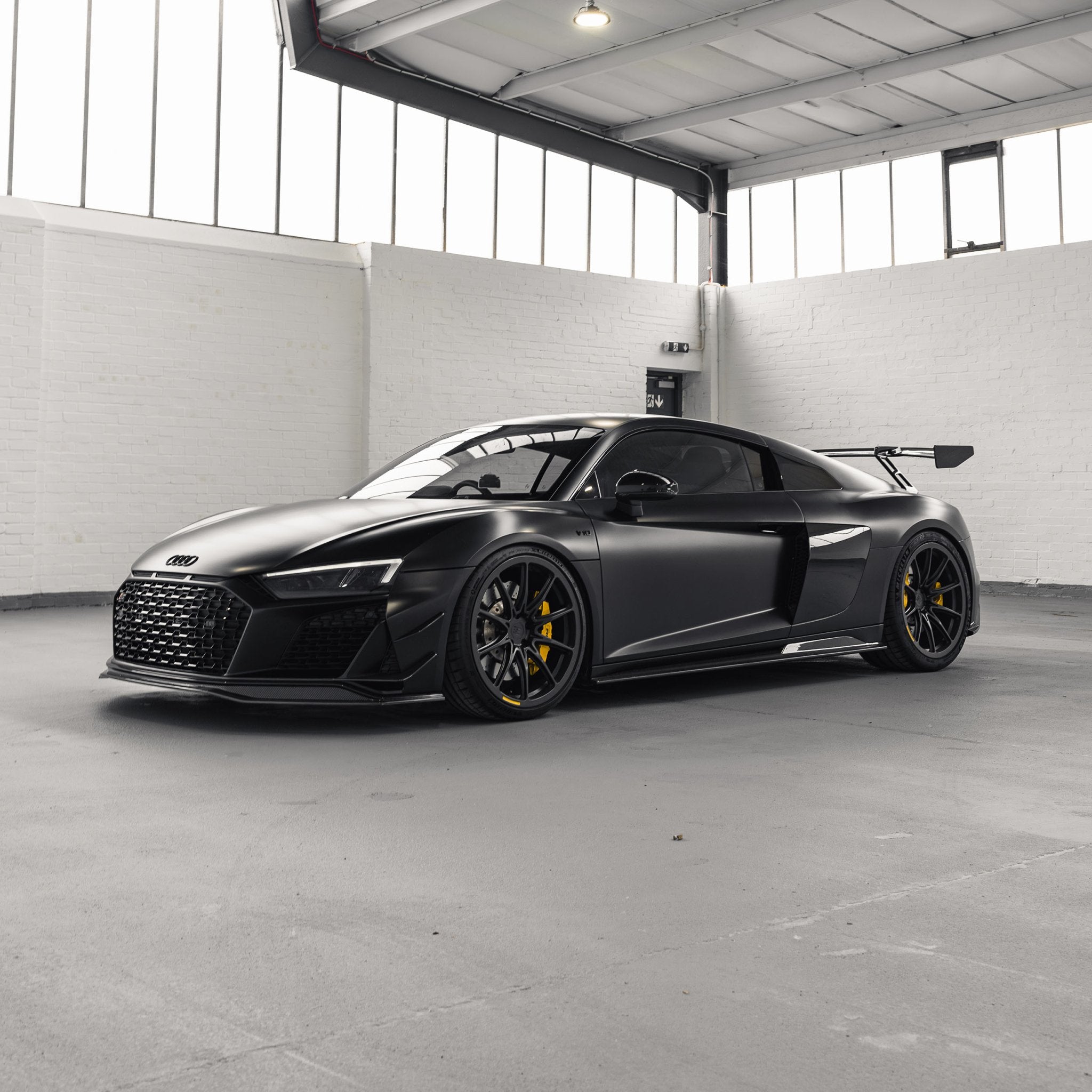 Audi R8 4S Pre-Preg Carbon Fibre Rear Wing by TRE