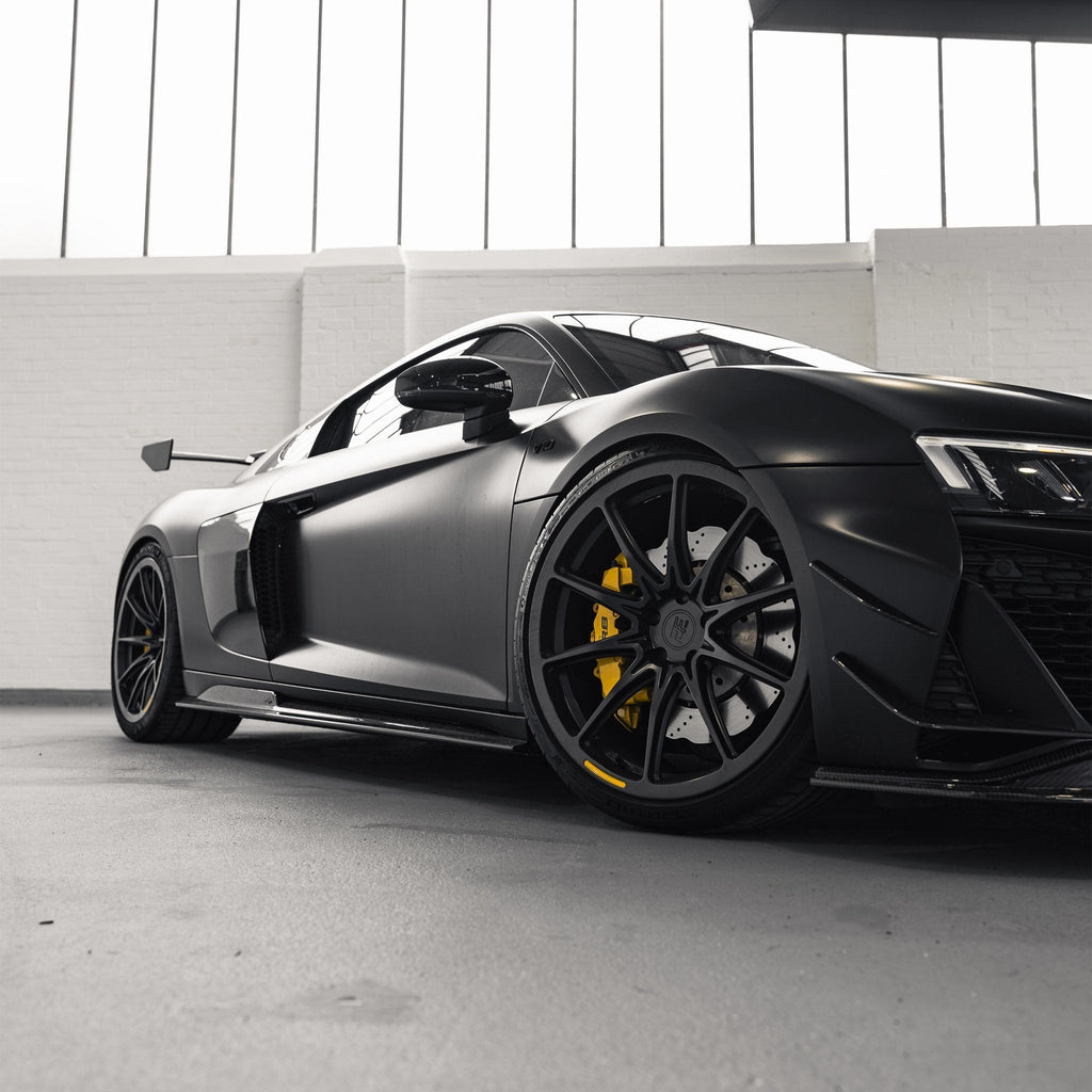 Audi R8 4S Pre-Preg Carbon Fibre Side Skirts by TRE