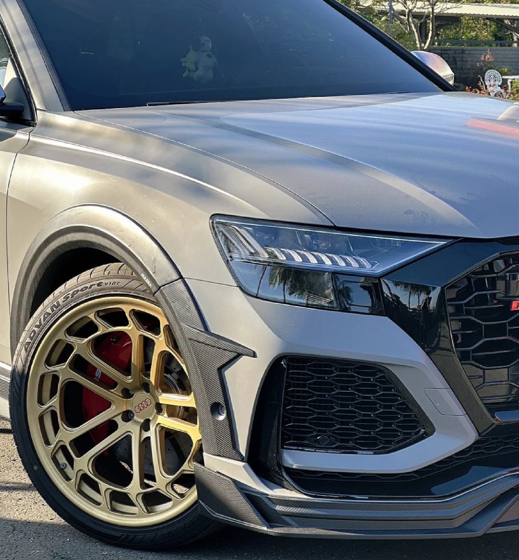 AULENA - AUDI RSQ8 DRY CARBON FIBRE FRONT LIP