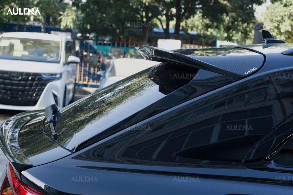 AULENA - AUDI RSQ8 DRY CARBON FIBRE REAR MID SPOILER