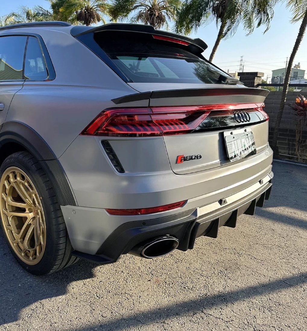 AULENA - AUDI RSQ8 DRY CARBON FIBRE REAR ROOF SPOILER