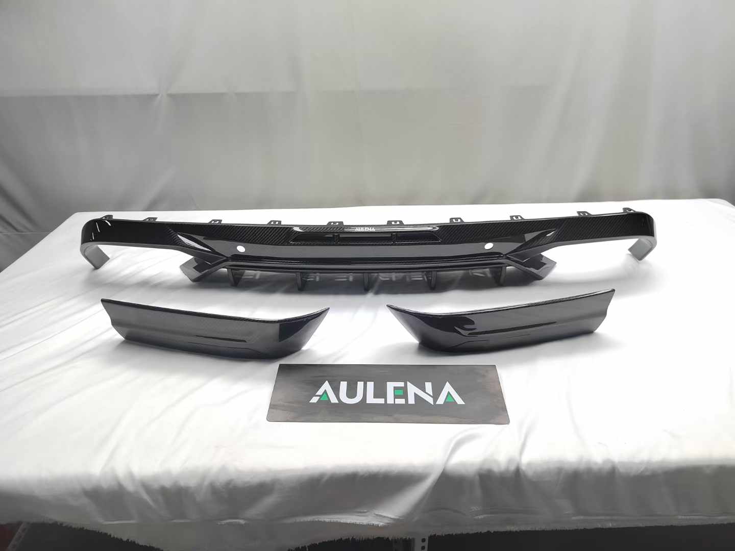 AULENA - BMW X6M F96 LCI DRY CARBON FIBRE REAR DIFFUSER