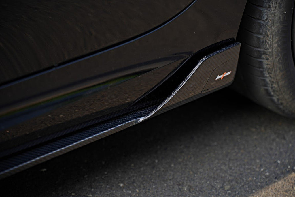 BCTXE - BMW 3 SERIES G20 LCI 2023+ CARBON FIBRE SIDE SKIRTS