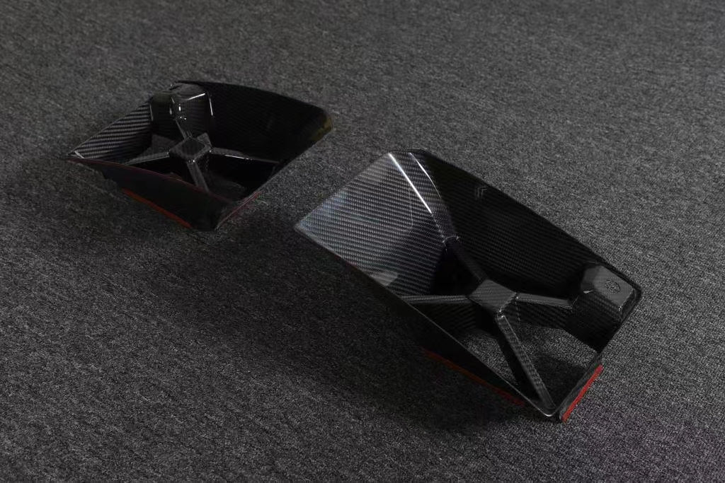 BCTXE - BMW M2 G87 DRY CARBON FIBRE FRONT AIR INLET SET
