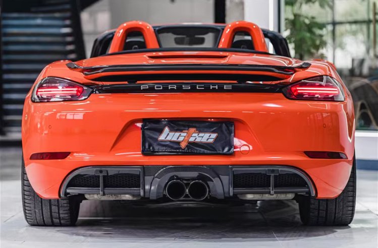 BCTXE - PORSCHE 718 BOXSTER / CAYMAN CARBON FIBRE REAR DIFFUSER