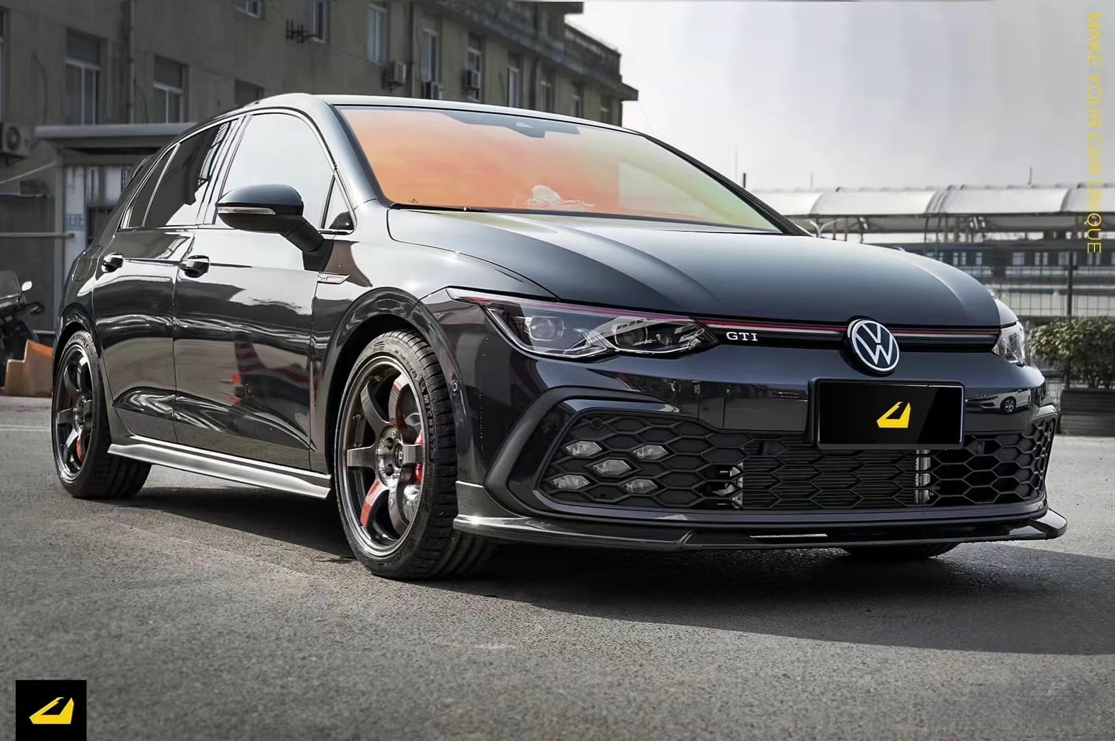 BCTXE - VOLKSWAGEN GOLF MK8 CARBON FIBRE FRONT LIP