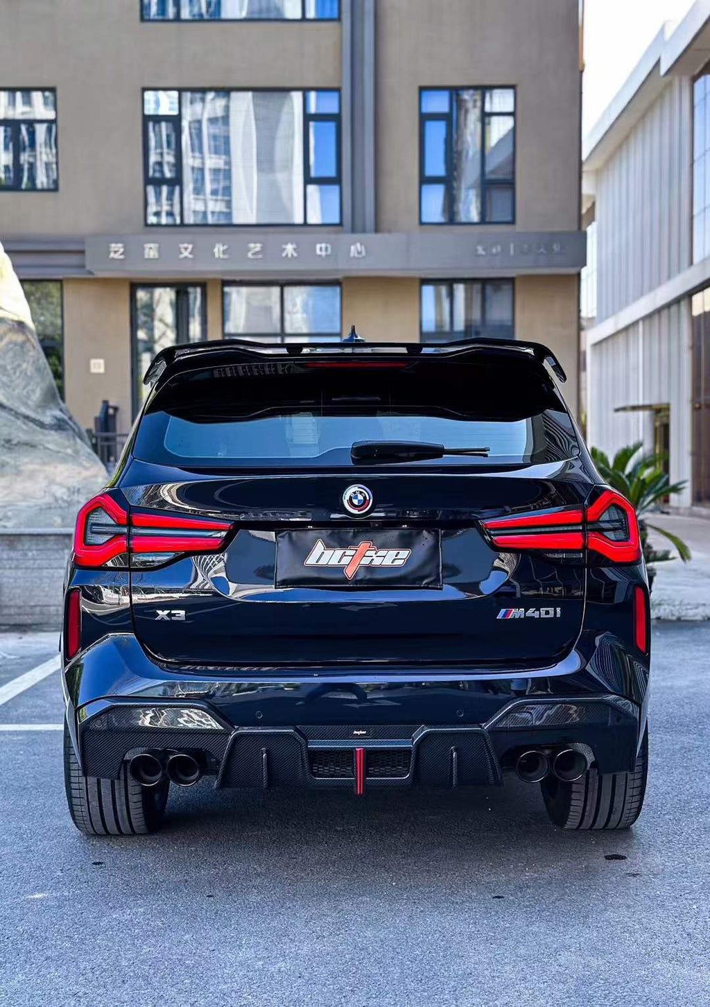 BCXTE - BMW X3 G01 LCI CARBON FIBRE LED REAR DIFFUSER