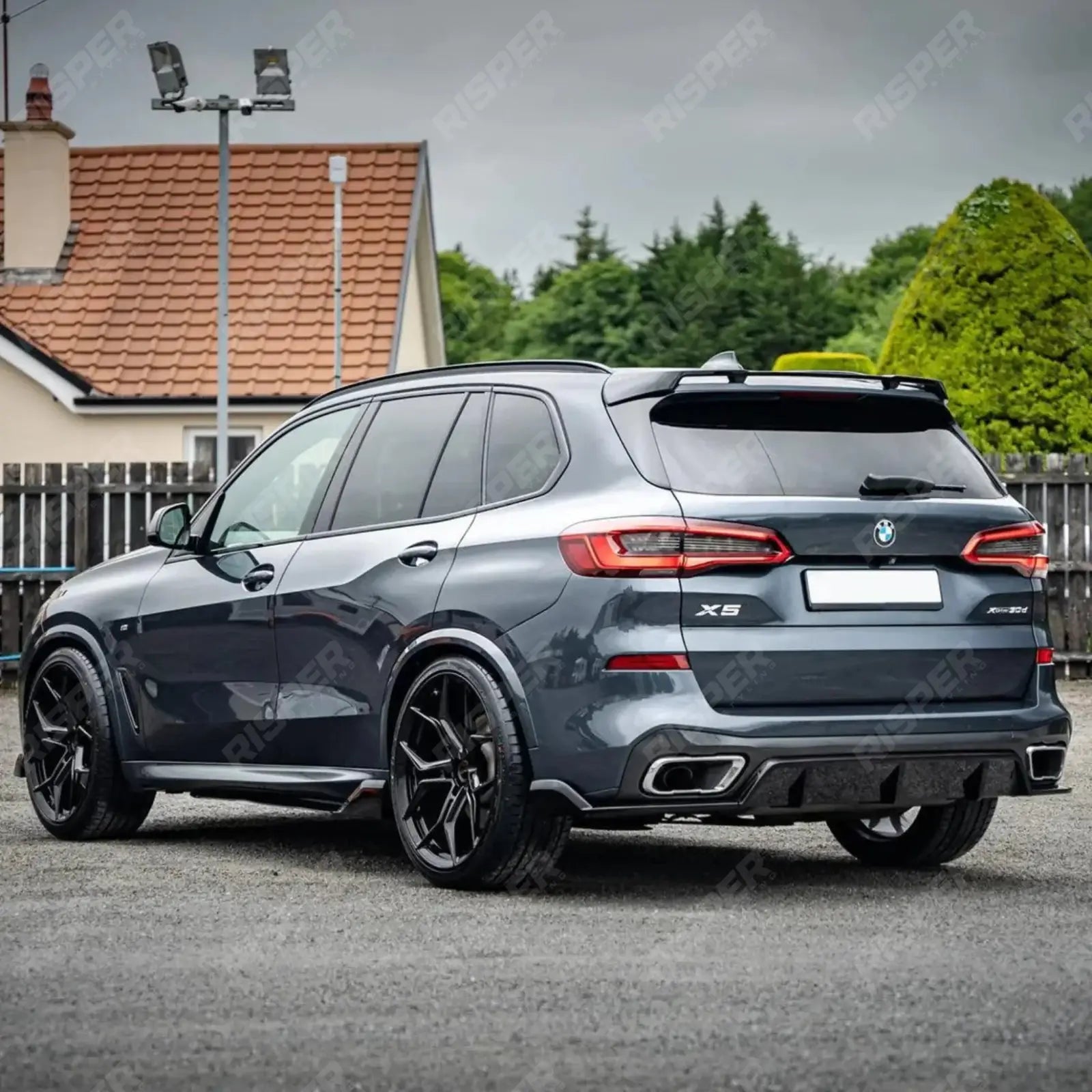 Black Knight Rear Diffuser in Gloss Black For BMW X5 G05 M Sport 2018-2022