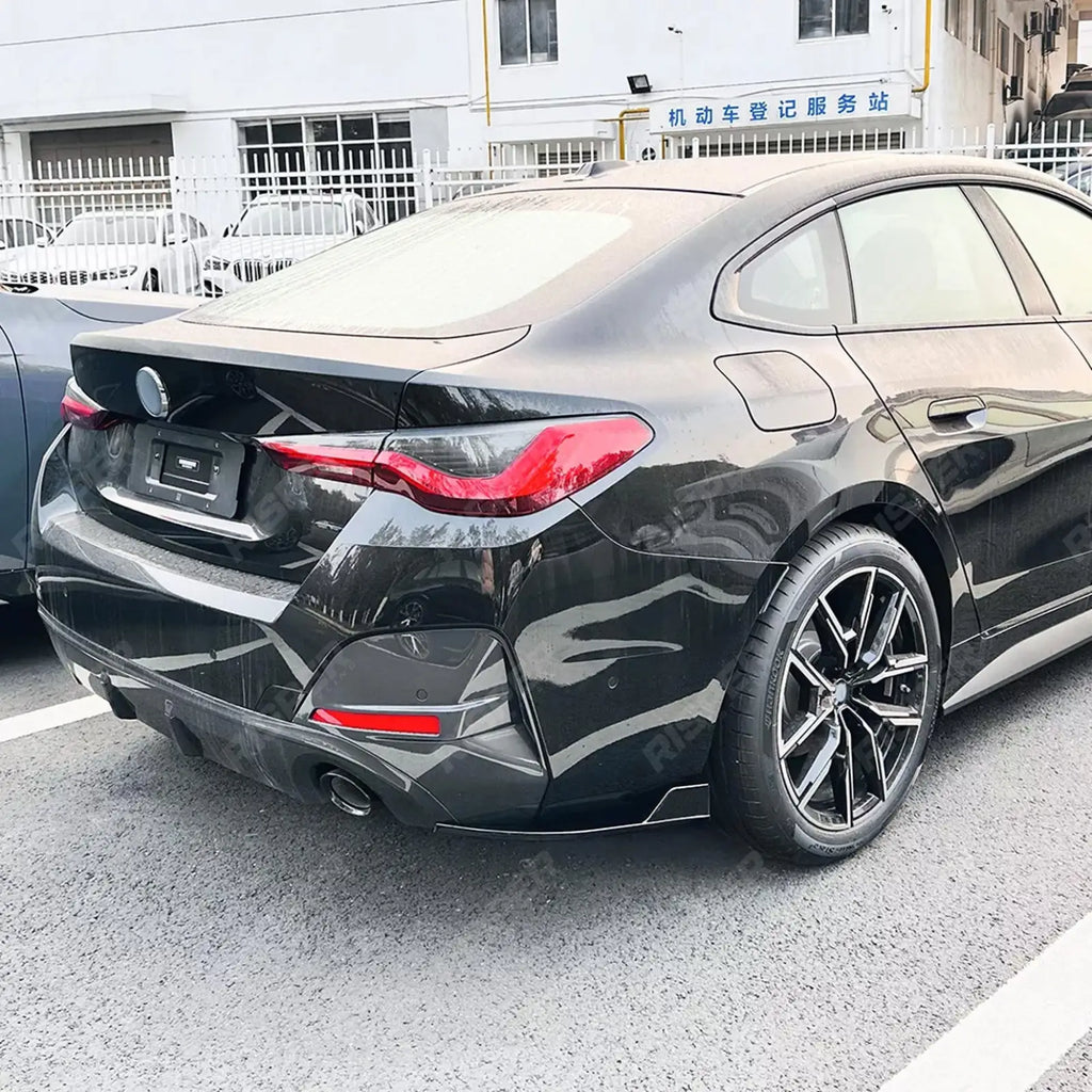 BMW 4 SERIES GRAND COUPE G26 2020+ REAR BUMPER CORNER SPLITTERS IN GLOSS BLACK