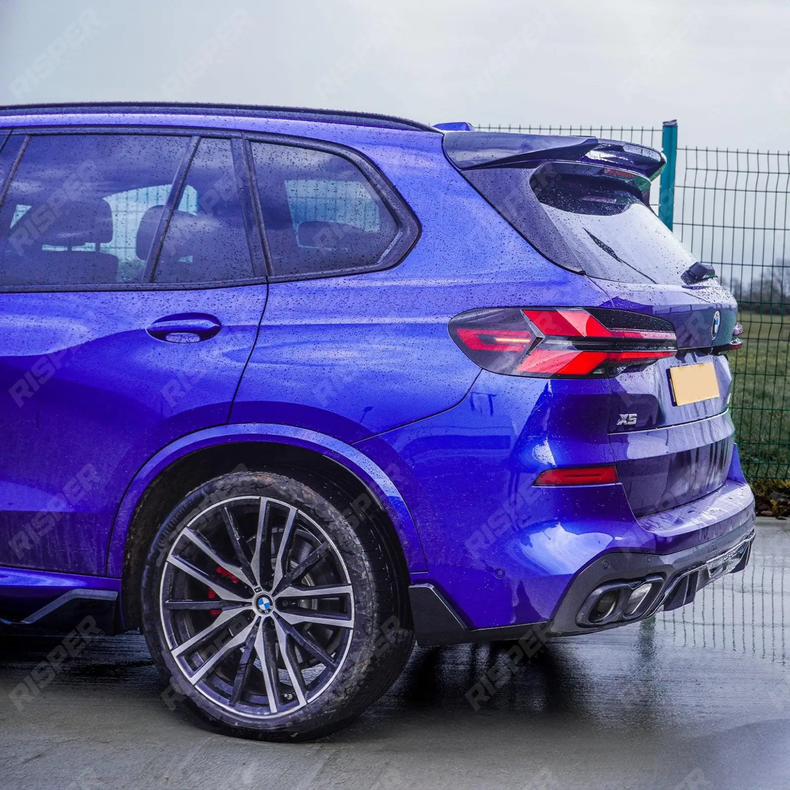 BMW X5 G05 LCI M Sport 2023+ Rear Diffuser In Gloss Black