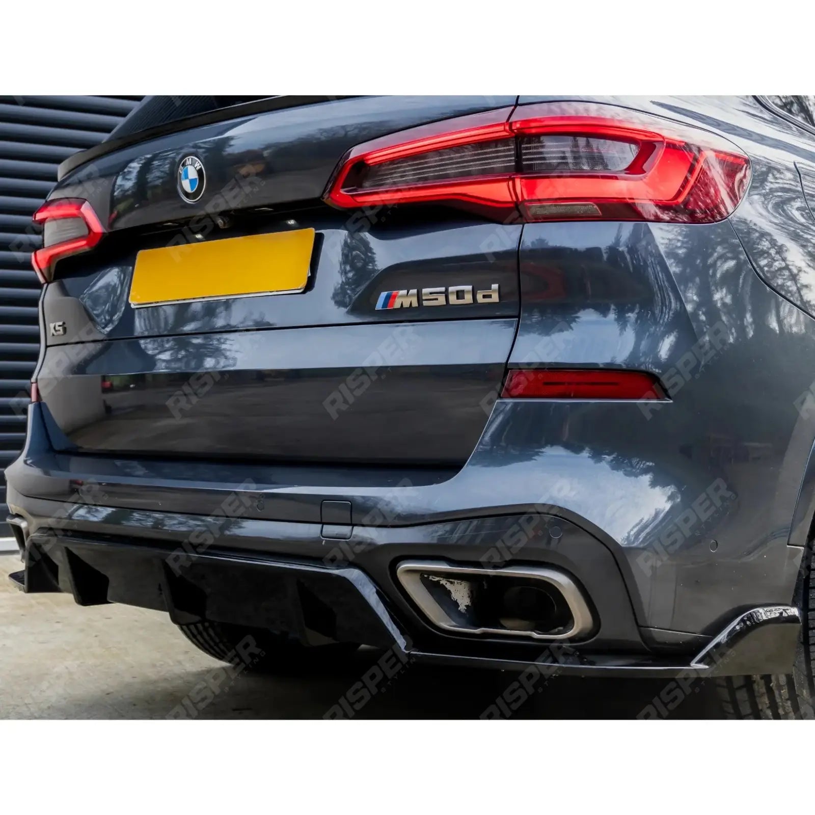 BMW X5 G05 M Sport 2018-2022 - Black Knight Rear Diffuser in Gloss Black