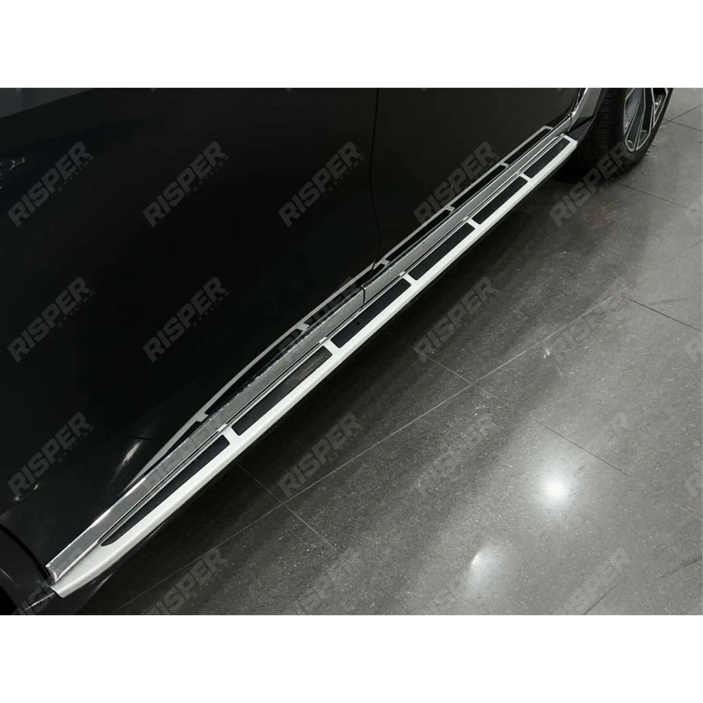 BMW X7 G07 2018 on Side Steps - Silver & Black