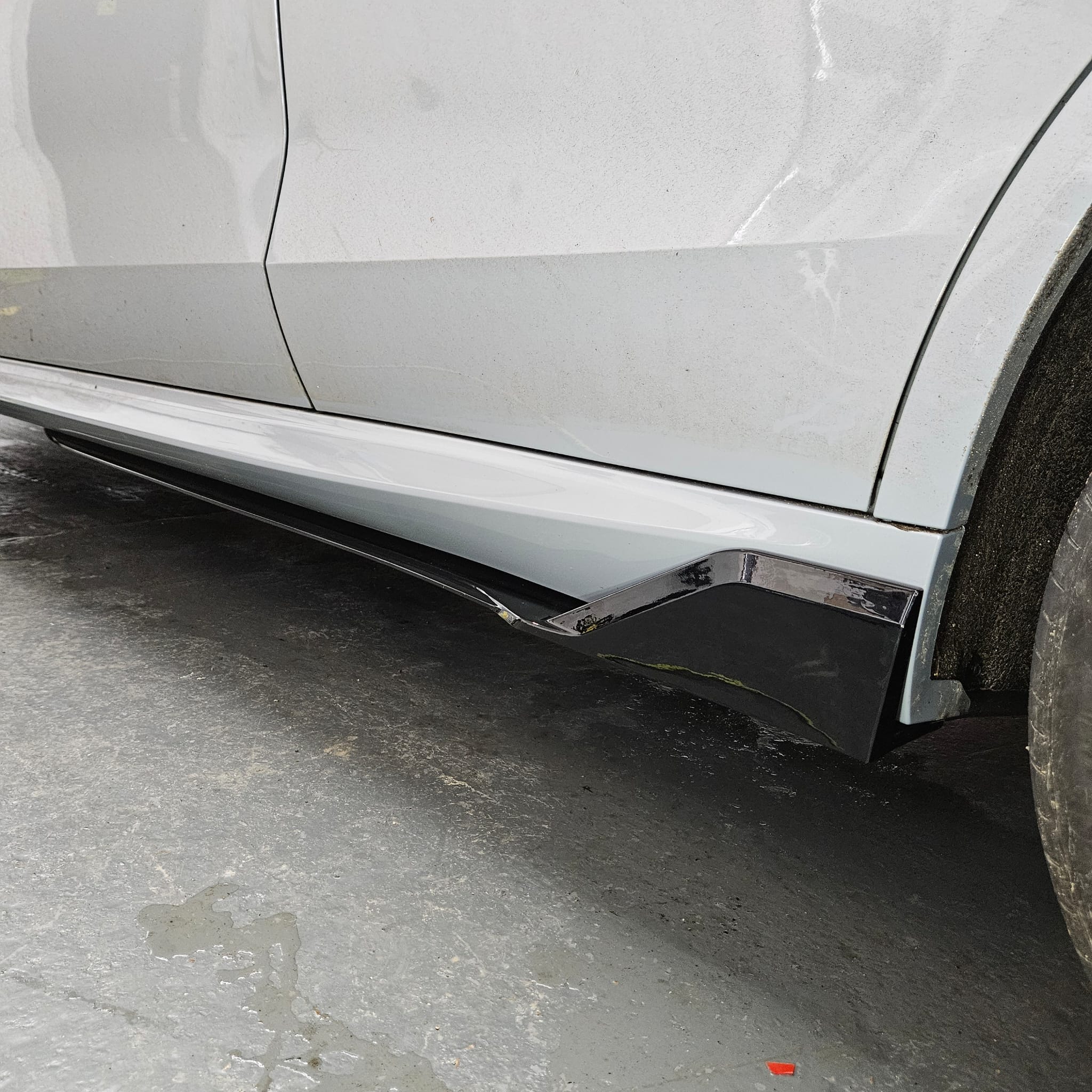 On-Site fitting - Side Skirts