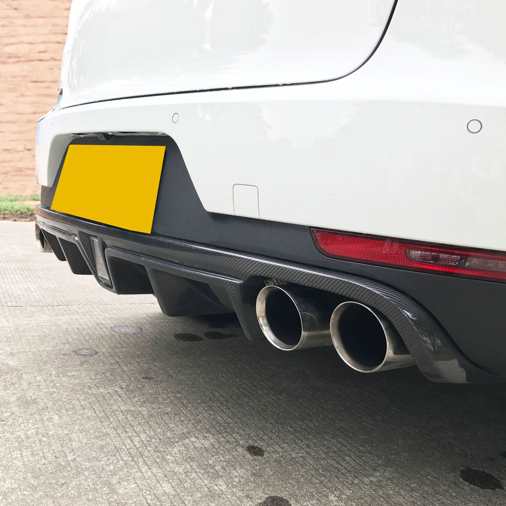 LED Style Carbon Fibre Rear Diffuser for Porsche Macan 14-20