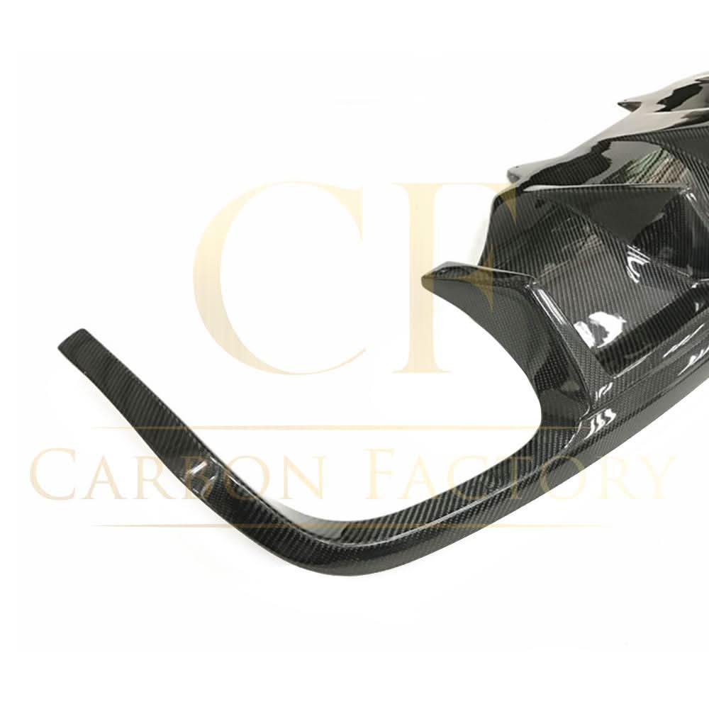 V Style Carbon Fibre Rear Diffuser for Porsche Macan 14-20