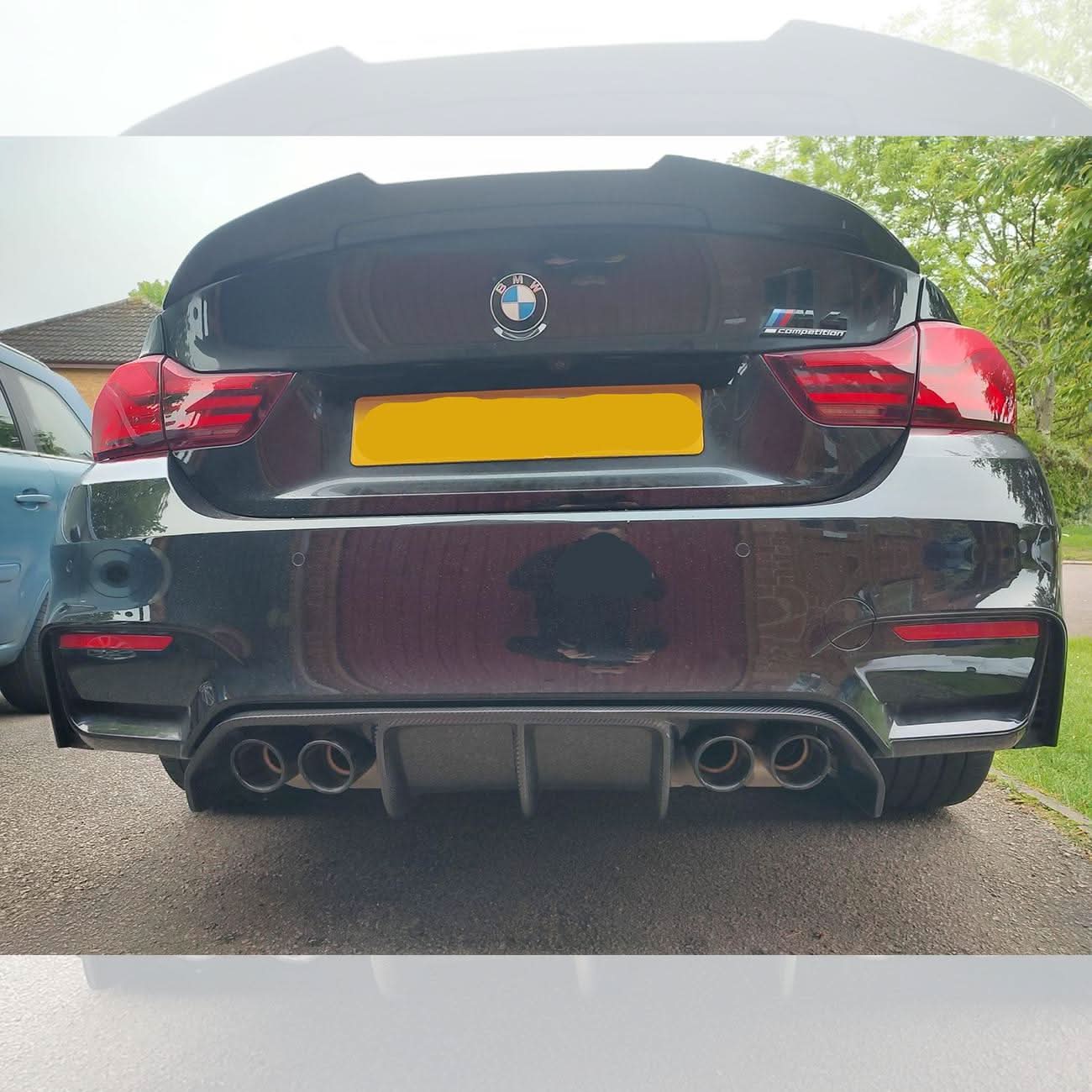 V Style Carbon Fibre Rear Diffuser for BMW F80 M3 F82 F83 M4 14-20