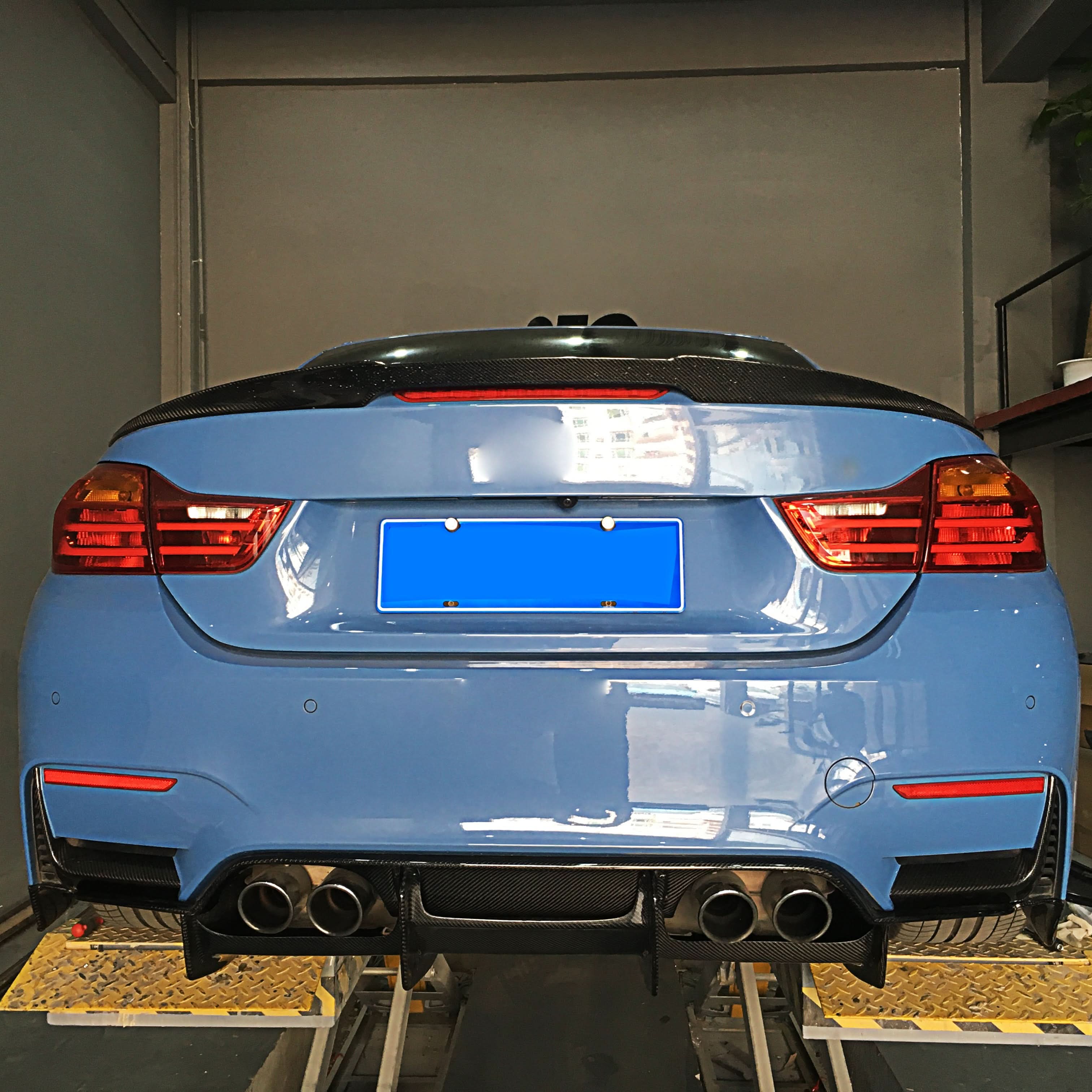Carbon Fibre Rear Bumper Trims for BMW F80 M3 F82 F83 M4 14-20