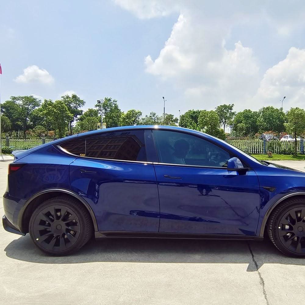 Pre-Preg Carbon Fibre Fender Trims for Tesla Model Y 19-23