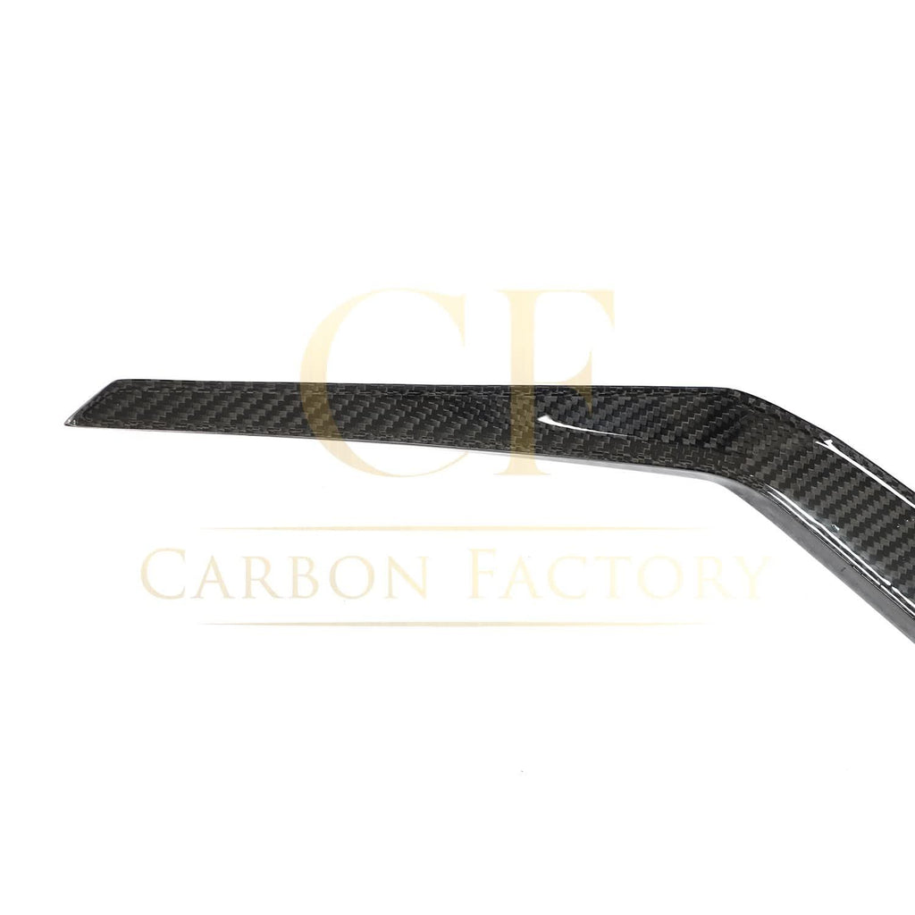 Pre-Preg Carbon Fibre Rear Bumper Trims for Lamborghini Urus 18-21